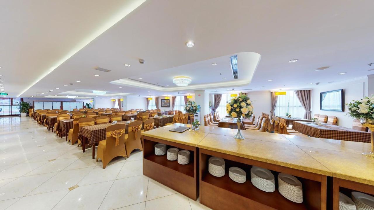 Cau Giay Hotel - By Bay Luxury هانوي المظهر الخارجي الصورة